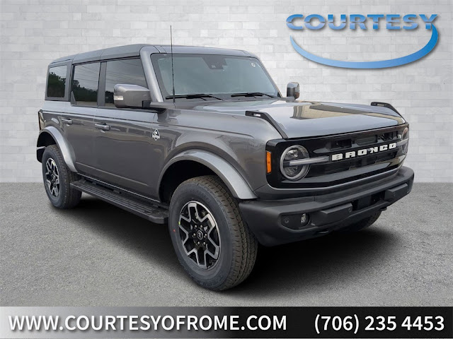 2024 Ford Bronco Outer Banks