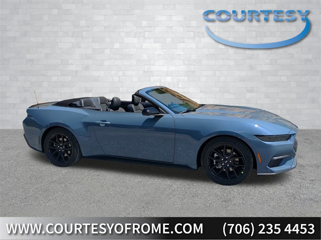 2025 Ford Mustang EcoBoost