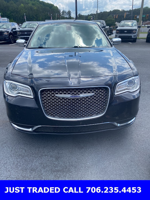 2019 Chrysler 300 Touring