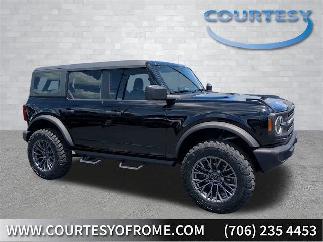 2025 Ford Bronco Base
