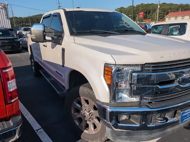 2017 Ford F-250SD Lariat