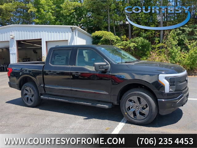 2025 Ford F-150 Lightning Flash
