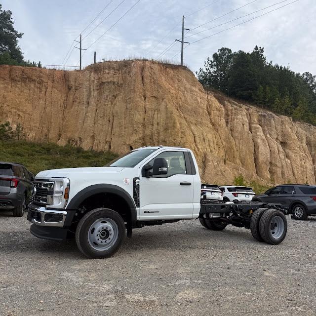 2026 Ford F-450SD XL