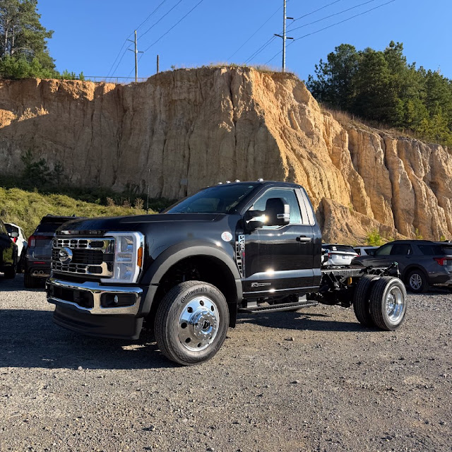 2026 Ford F-450SD XLT
